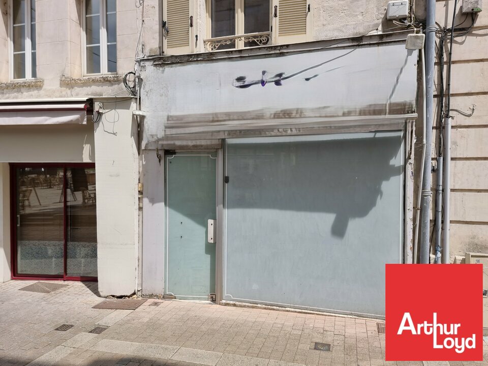 ARTHUR LOYD POITOU VENDEE VENTE-LOCAL COMMERCIAL-NIORT-79