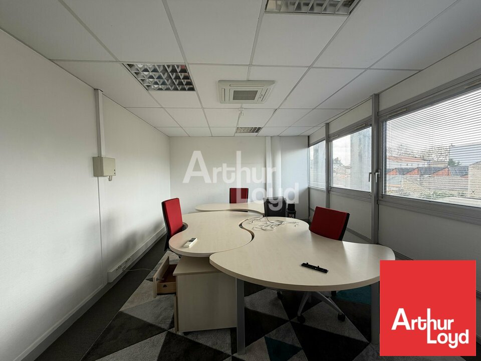 ARTHUR LOYD POITOU VENDEE LOCATION-BUREAUX-NIORT-79