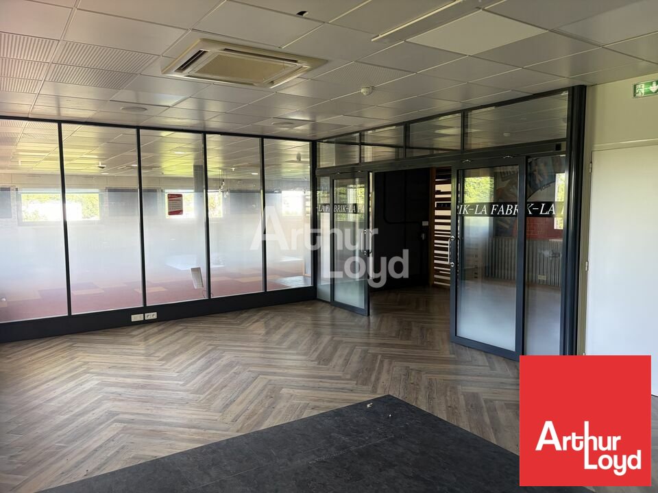 ARTHUR LOYD POITOU VENDEE VENTE-BUREAUX-NIORT-79