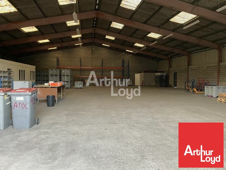 ARTHUR LOYD POITOU VENDEE LOCATION-LOCAL COMMERCIAL-NIORT-79