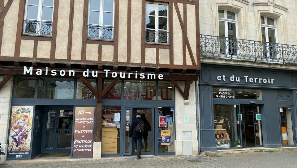 ARTHUR LOYD POITOU VENDEE LOCATION-BUREAUX-POITIERS-86