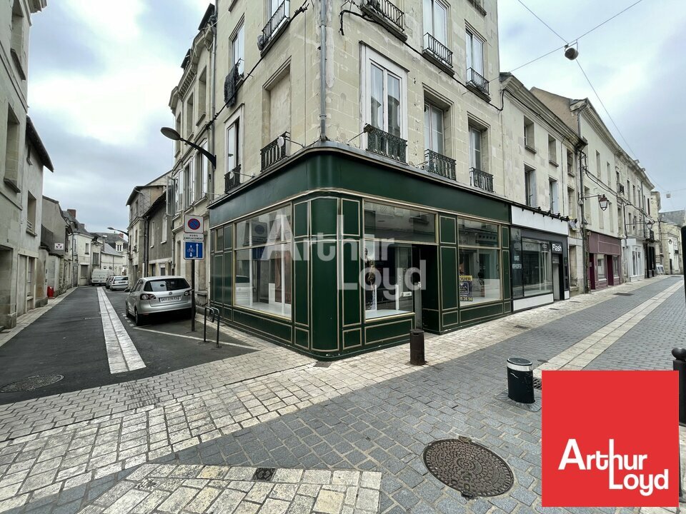 ARTHUR LOYD POITOU VENDEE LOCATION-LOCAL COMMERCIAL-CHATELLERAULT-86