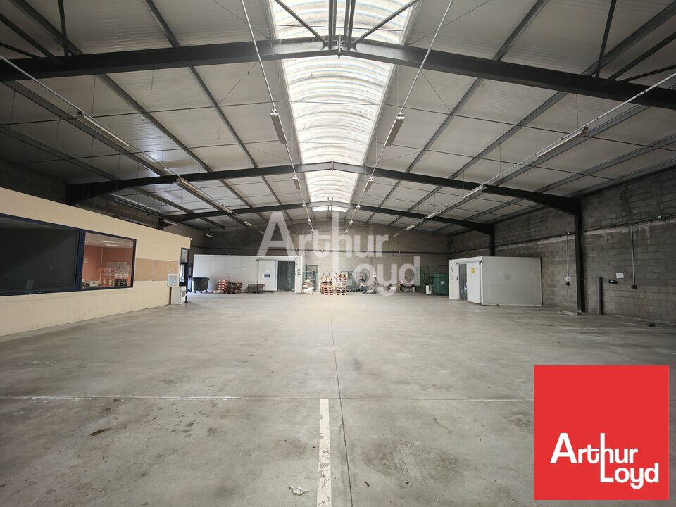ARTHUR LOYD POITOU VENDEE LOCATION-ENTREPOT-POITIERS-86
