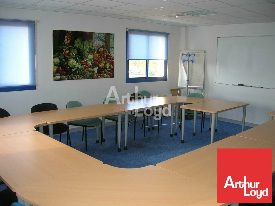 ARTHUR LOYD POITOU VENDEE LOCATION-BUREAUX-JAUNAY_CLAN-86