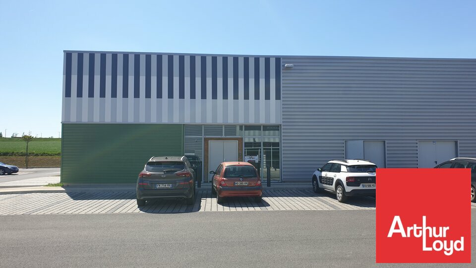 ARTHUR LOYD POITOU VENDEE LOCATION-LOCAL COMMERCIAL-AZAY-LE-BRULE-79