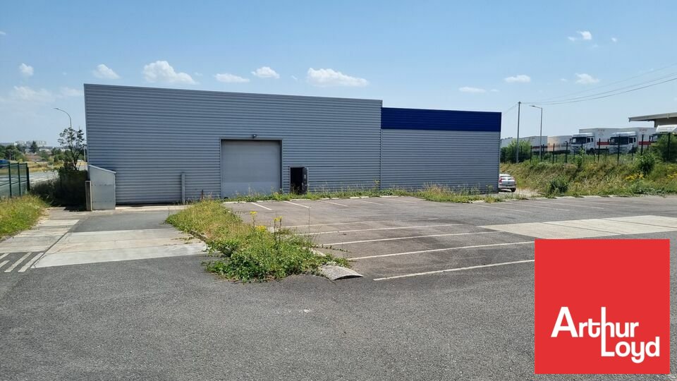ARTHUR LOYD POITOU VENDEE LOCATION-ENTREPOT-POITIERS-86