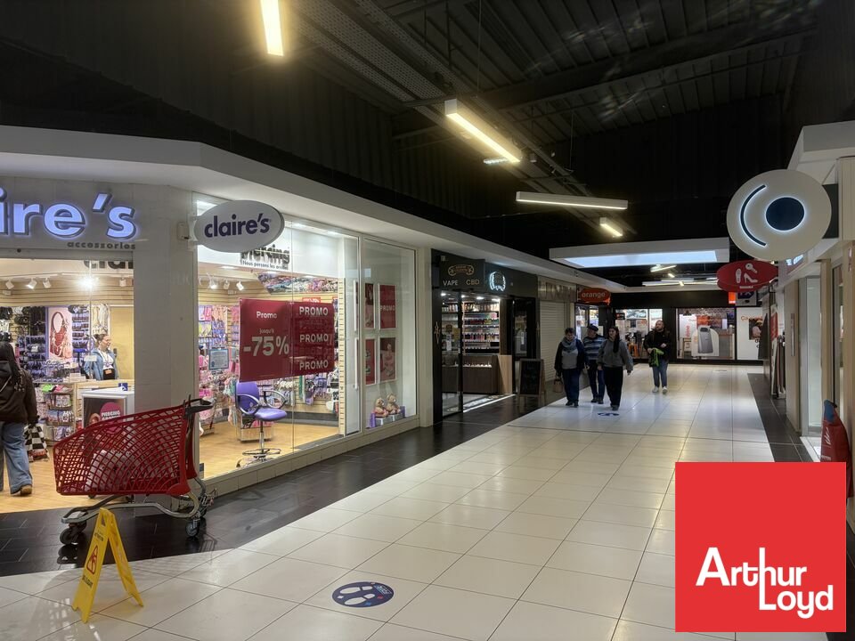 ARTHUR LOYD POITOU VENDEE VENTE-LOCAL COMMERCIAL-POITIERS-86