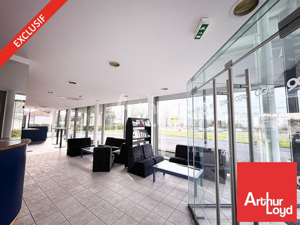 ARTHUR LOYD POITOU VENDEE VENTE-LOCAL COMMERCIAL-MOUILLERON-LE-CAPTIF-85