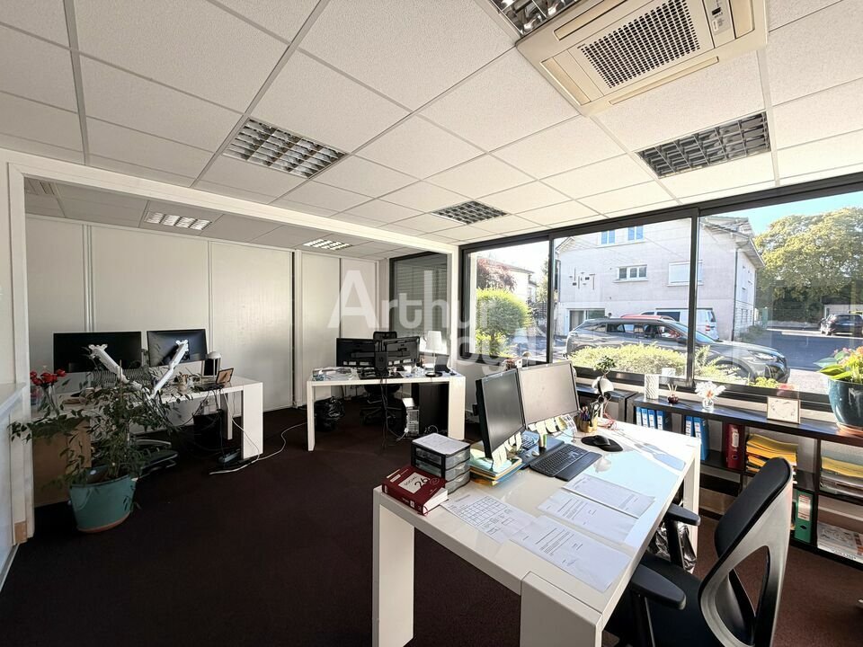 ARTHUR LOYD POITOU VENDEE VENTE-BUREAUX-POITIERS-86