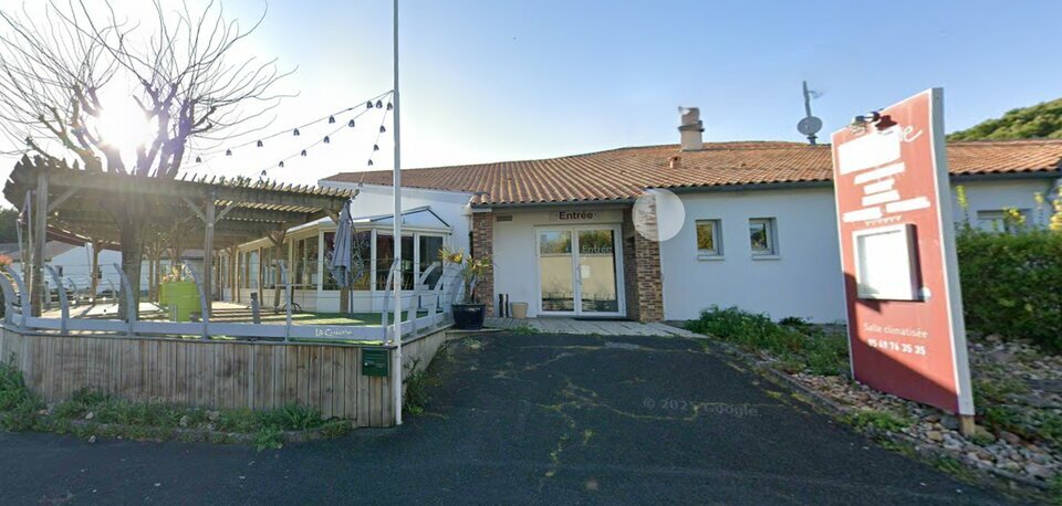 ARTHUR LOYD POITOU VENDEE VENTE-LOCAL COMMERCIAL-CHAURAY-79