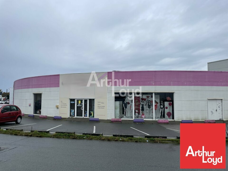 ARTHUR LOYD POITOU VENDEE LOCATION-LOCAL COMMERCIAL-LA_ROCHE_SUR_YON-85