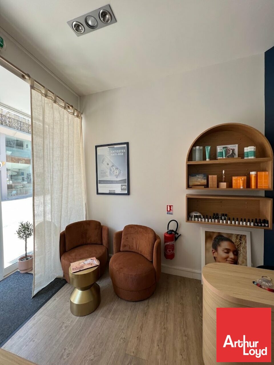 ARTHUR LOYD POITOU VENDEE LOCATION-LOCAL COMMERCIAL-POITIERS-86