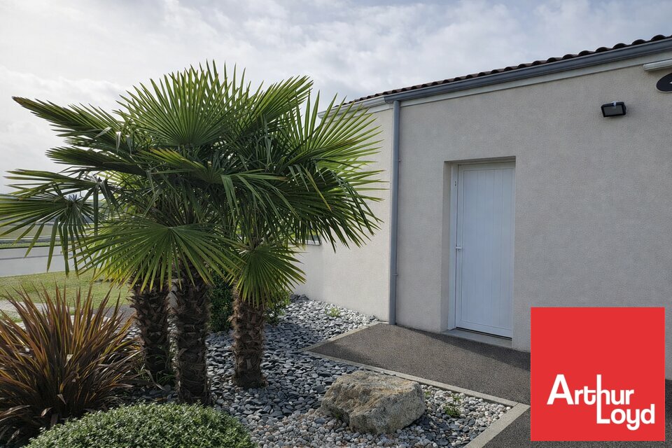 ARTHUR LOYD POITOU VENDEE LOCATION-LOCAL D'ACTIVITE-CHAURAY-79