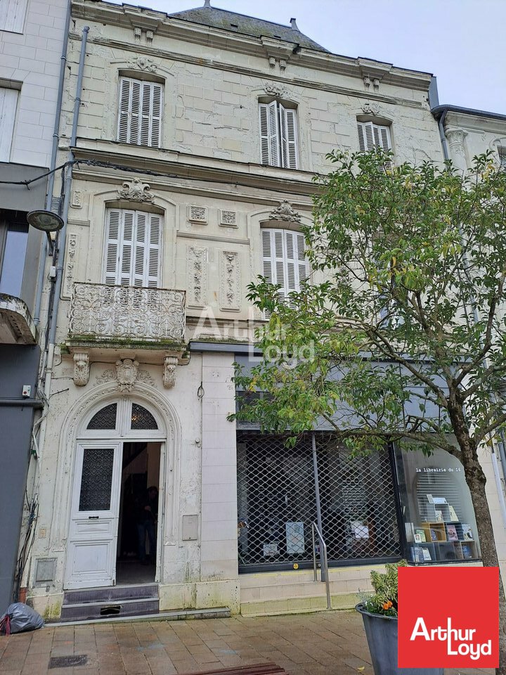 ARTHUR LOYD POITOU VENDEE LOCATION-LOCAL COMMERCIAL-CHATELLERAULT-86