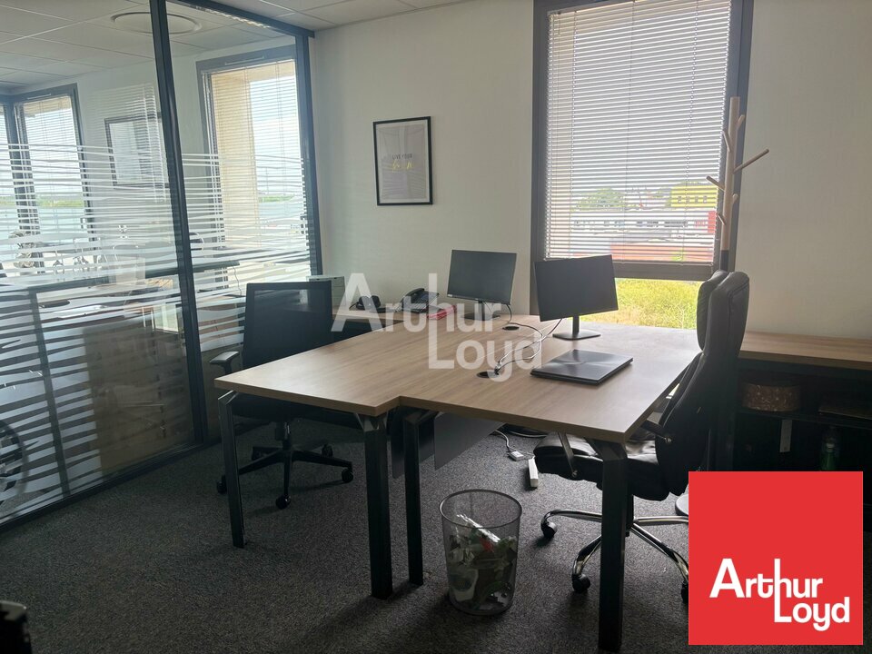 ARTHUR LOYD POITOU VENDEE LOCATION-BUREAUX-LA_ROCHE_SUR_YON-85