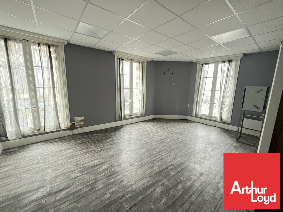 ARTHUR LOYD POITOU VENDEE LOCATION-BUREAUX-POITIERS-86