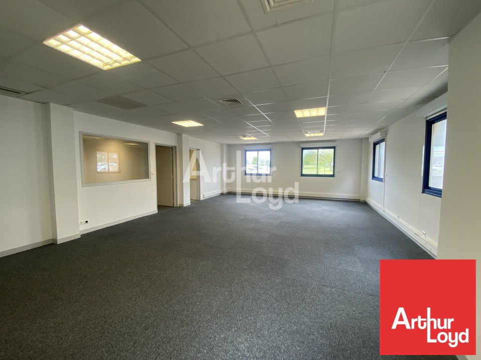 ARTHUR LOYD POITOU VENDEE LOCATION-BUREAUX-JAUNAY_CLAN-86