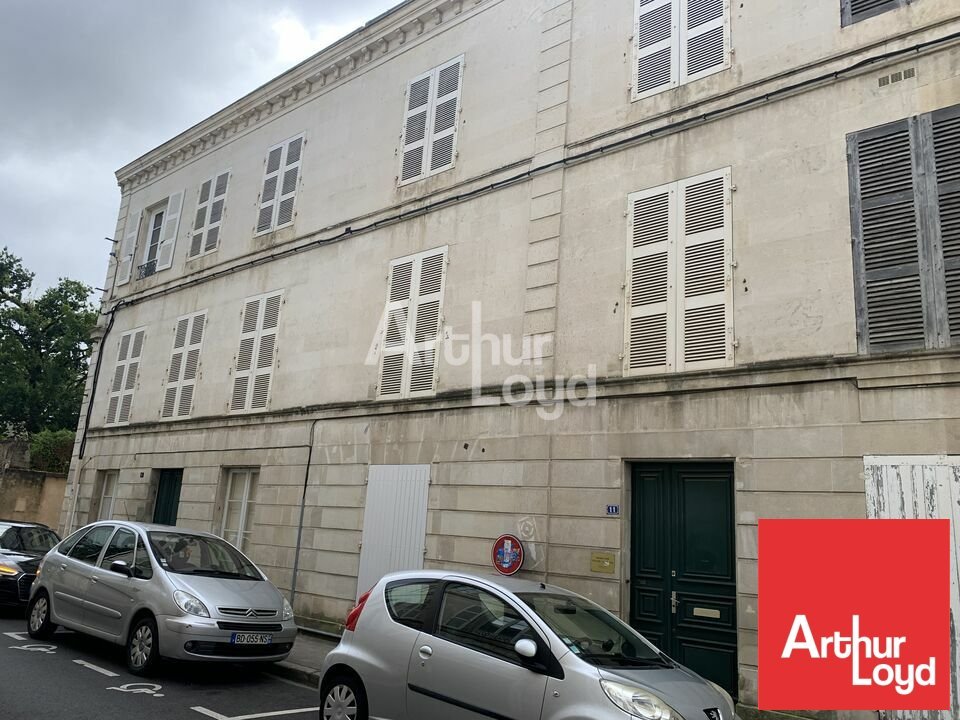ARTHUR LOYD POITOU VENDEE VENTE-LOCAL COMMERCIAL-POITIERS-86