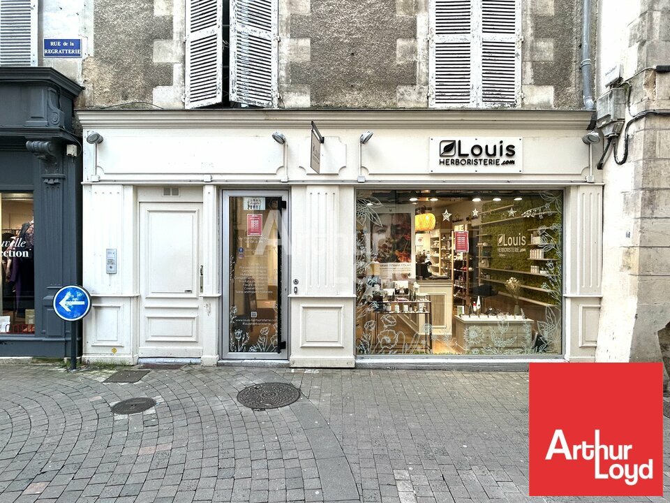 ARTHUR LOYD POITOU VENDEE LOCATION-LOCAL COMMERCIAL-POITIERS-86