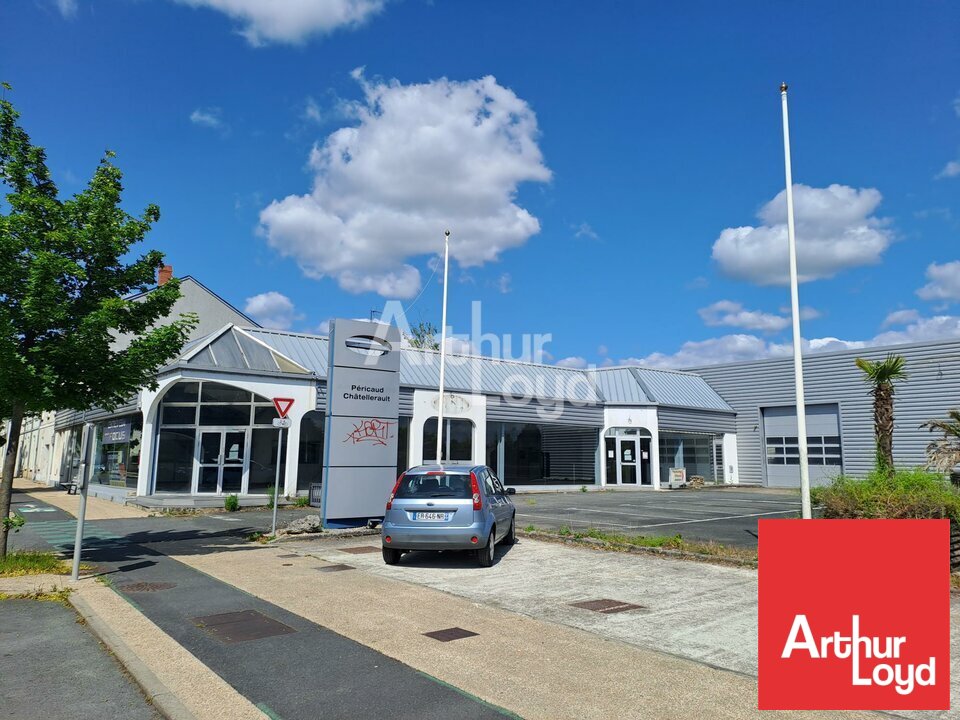 ARTHUR LOYD POITOU VENDEE LOCATION-LOCAL COMMERCIAL-CHATELLERAULT-86