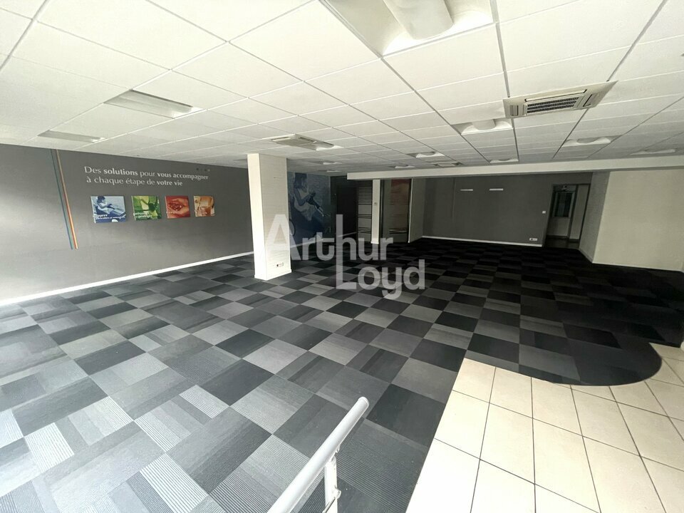 ARTHUR LOYD POITOU VENDEE VENTE-BUREAUX-POITIERS-86