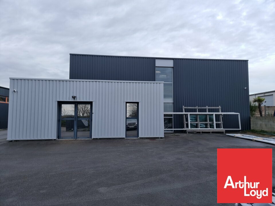 ARTHUR LOYD POITOU VENDEE VENTE-LOCAL D'ACTIVITE-ECHIRE-79