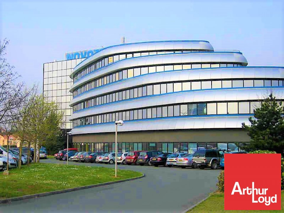 ARTHUR LOYD POITOU VENDEE LOCATION-BUREAUX-CHASSENEUIL_DU_POITOU-86