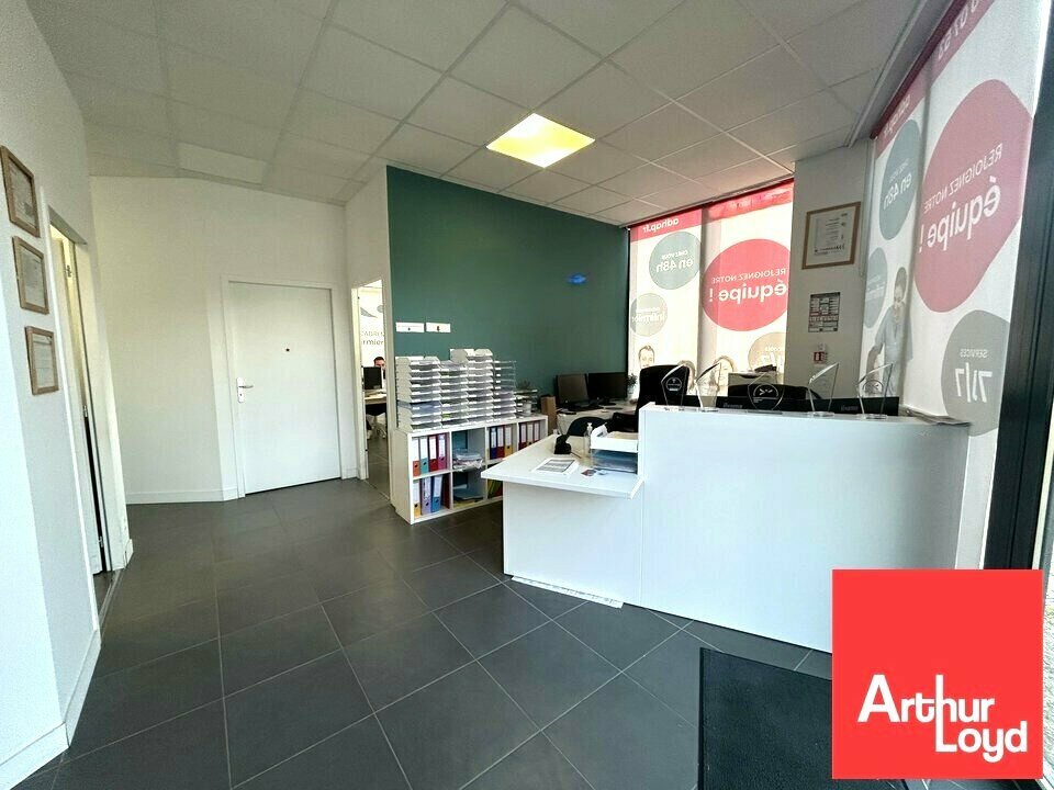 ARTHUR LOYD POITOU VENDEE LOCATION-LOCAL COMMERCIAL-POITIERS-86