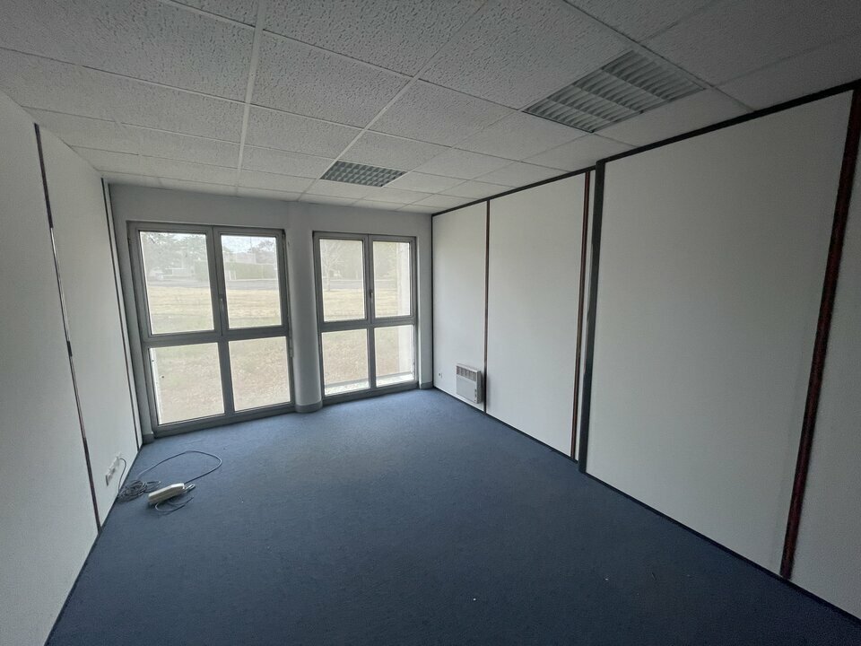 ARTHUR LOYD POITOU VENDEE LOCATION-BUREAUX-JAUNAY-MARIGNY-86