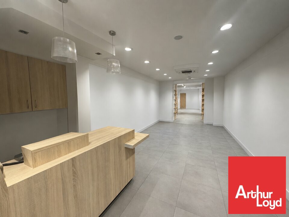 ARTHUR LOYD POITOU VENDEE LOCATION-LOCAL COMMERCIAL-POITIERS-86