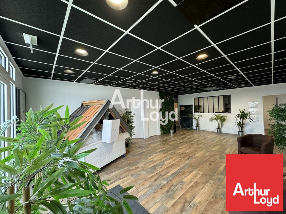 ARTHUR LOYD POITOU VENDEE VENTE-LOCAL D'ACTIVITE-CHAURAY-79