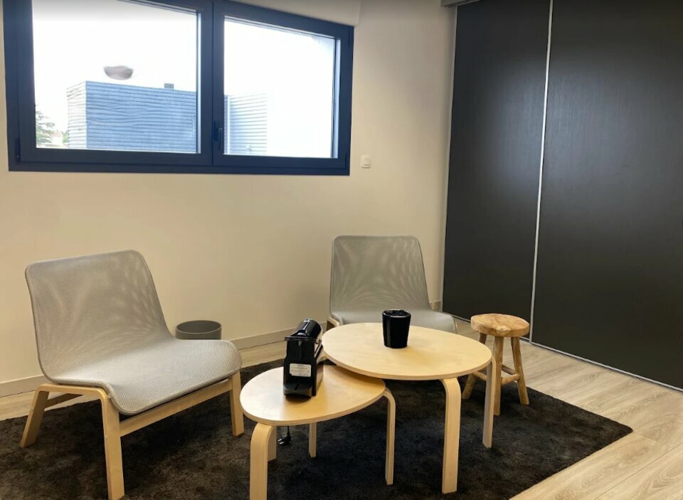 ARTHUR LOYD POITOU VENDEE LOCATION-BUREAUX-NIORT-79