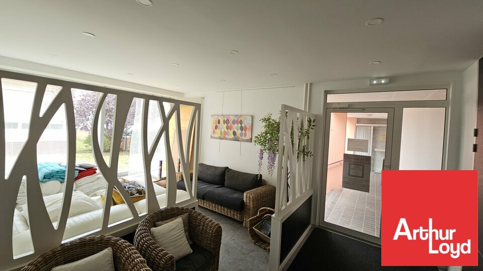 ARTHUR LOYD POITOU VENDEE VENTE-BUREAUX-POITIERS-86