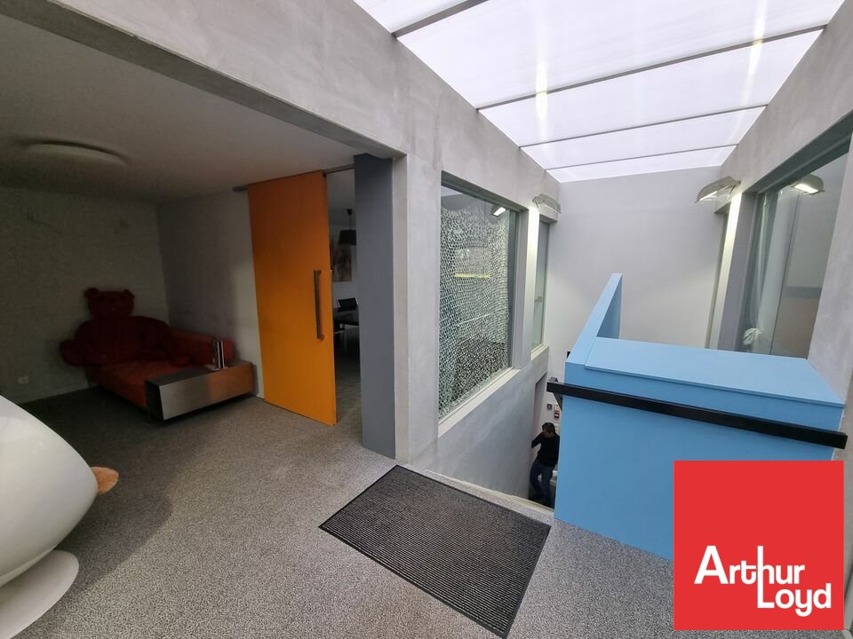ARTHUR LOYD POITOU VENDEE LOCATION-BUREAUX-LIGUGE-86