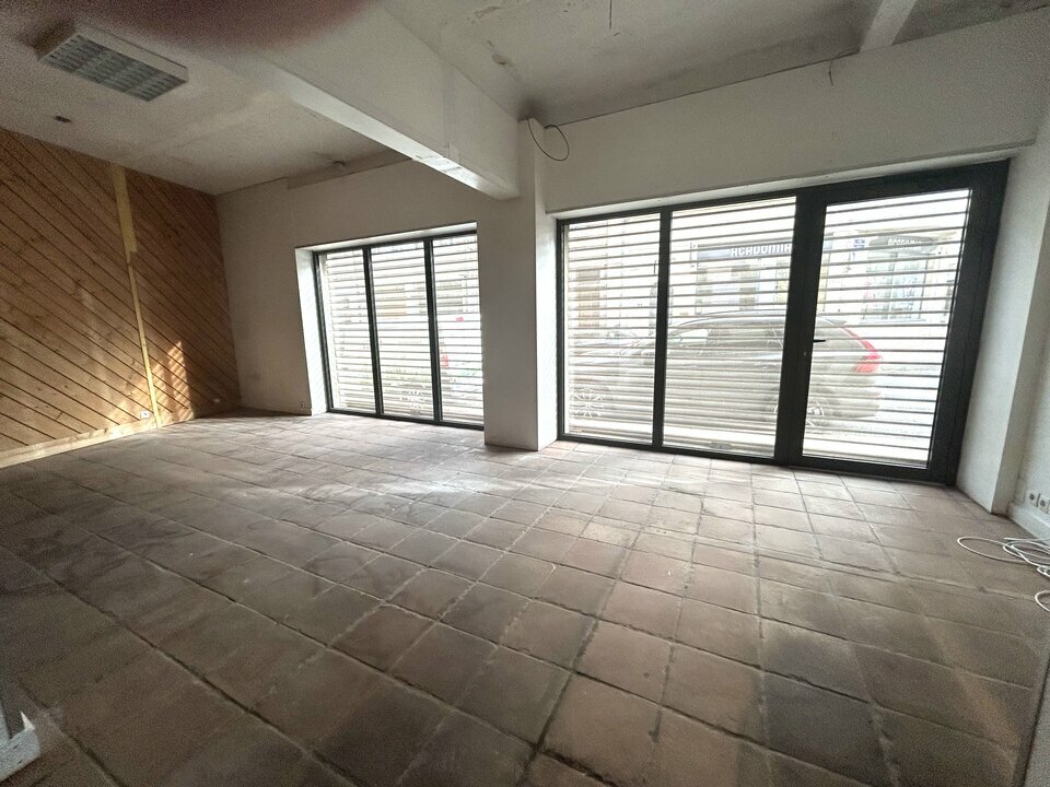 ARTHUR LOYD POITOU VENDEE LOCATION-LOCAL COMMERCIAL-POITIERS-86