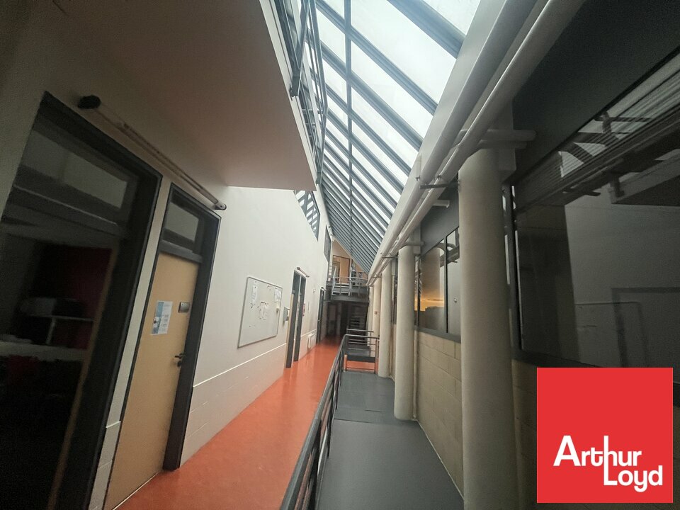 ARTHUR LOYD POITOU VENDEE LOCATION-BUREAUX-POITIERS-86