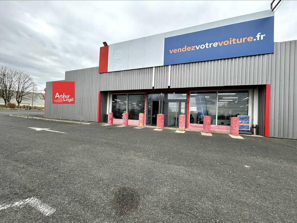 ARTHUR LOYD POITOU VENDEE LOCATION-LOCAL COMMERCIAL-POITIERS-86