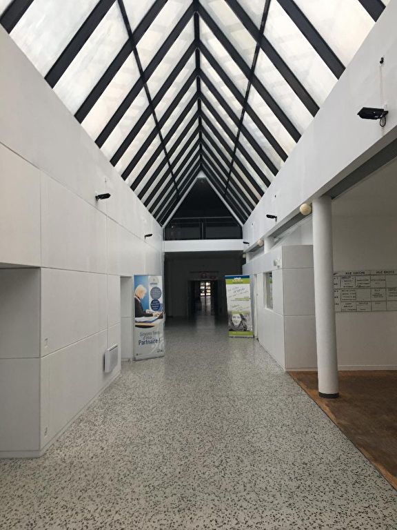 ARTHUR LOYD POITOU VENDEE LOCATION-BUREAUX-CHATELLERAULT-86