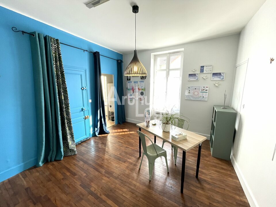 ARTHUR LOYD POITOU VENDEE LOCATION-BUREAUX-POITIERS-86