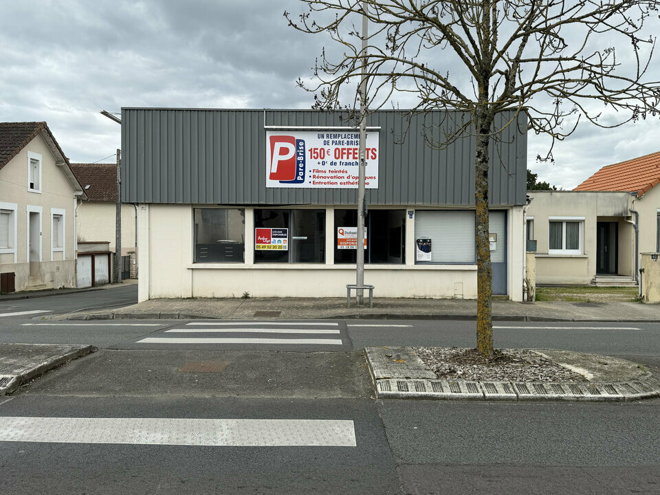 ARTHUR LOYD POITOU VENDEE LOCATION-LOCAL COMMERCIAL-POITIERS-86