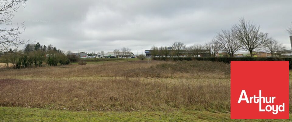 ARTHUR LOYD POITOU VENDEE VENTE-TERRAIN-AZAY-LE-BRULE-79