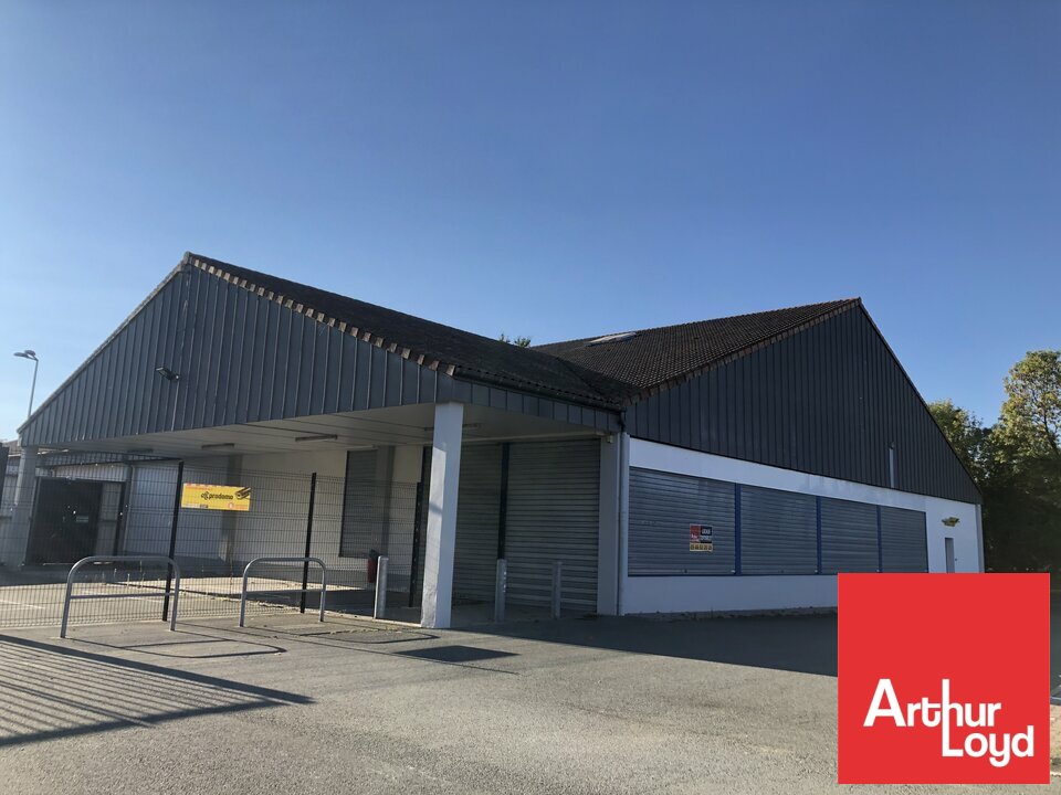 ARTHUR LOYD POITOU VENDEE VENTE-LOCAL COMMERCIAL-MONCOUTANT-79