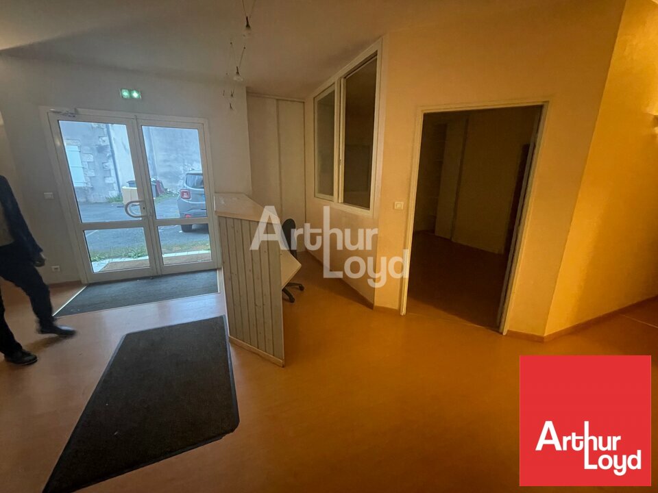 ARTHUR LOYD POITOU VENDEE LOCATION-BUREAUX-NIORT-79