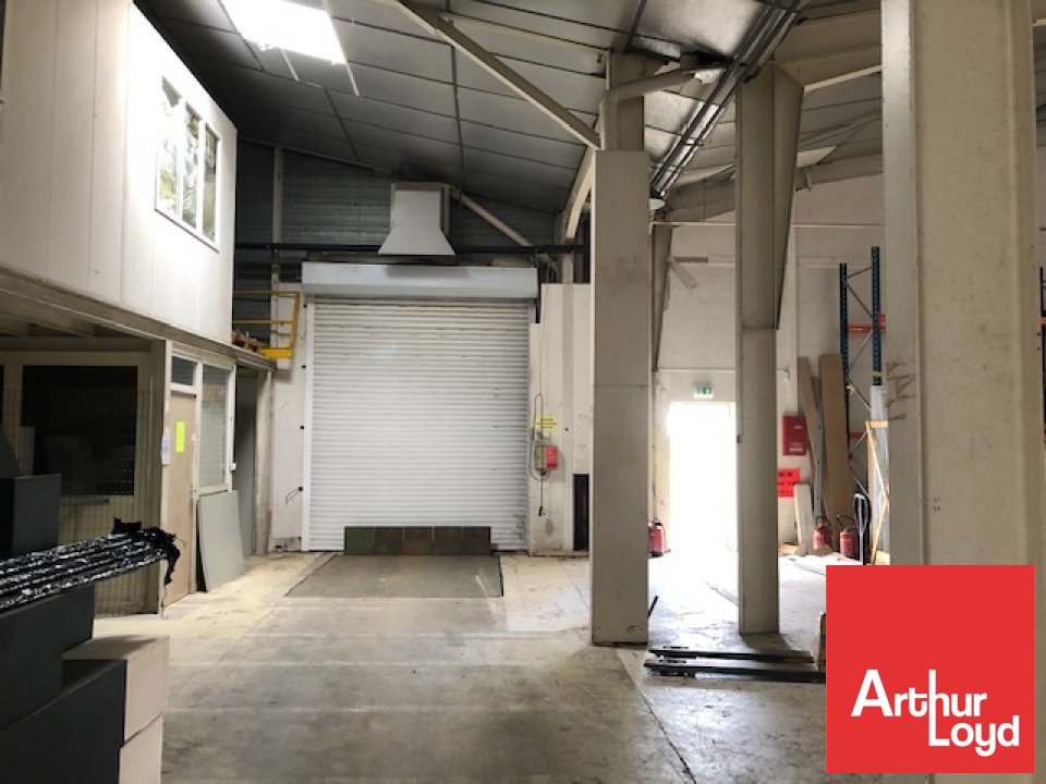 ARTHUR LOYD POITOU VENDEE LOCATION-ENTREPOT-CHAURAY-79