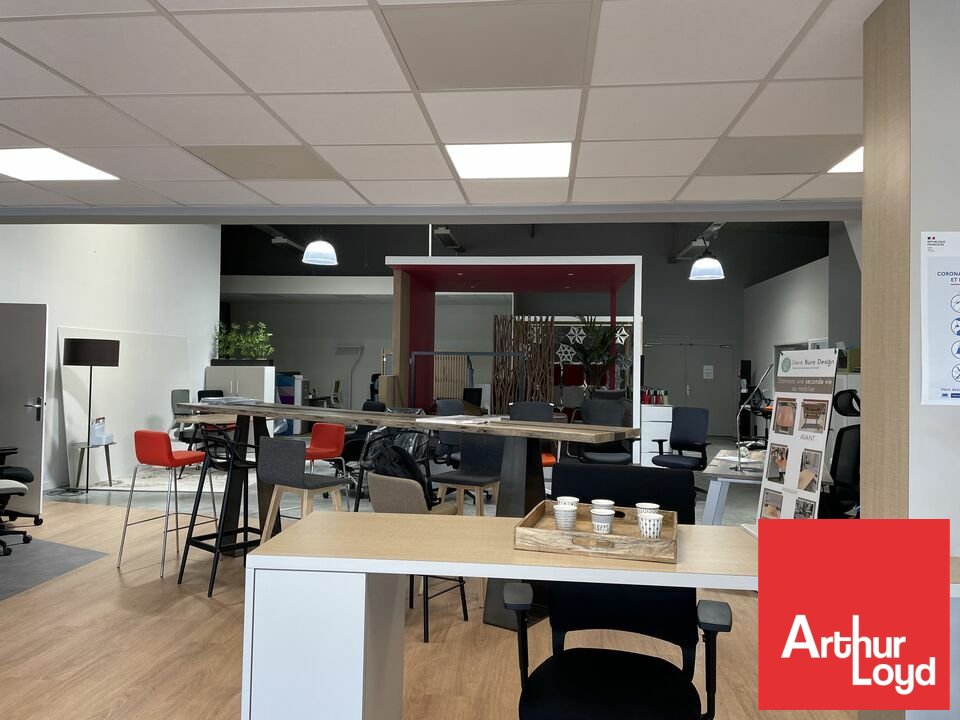 ARTHUR LOYD POITOU VENDEE VENTE-LOCAL COMMERCIAL-CHAURAY-79