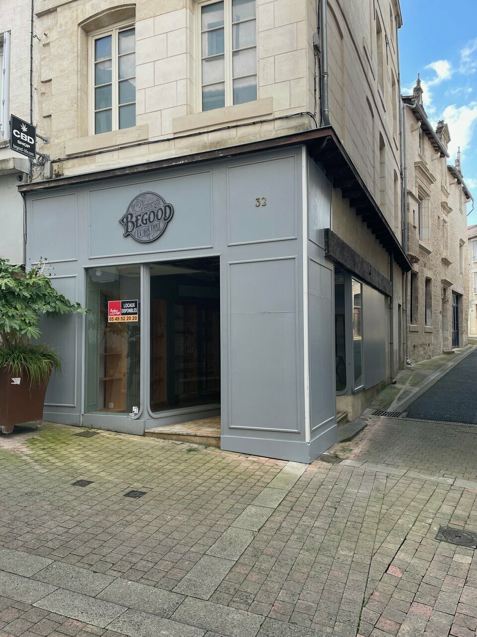 ARTHUR LOYD POITOU VENDEE LOCATION-LOCAL COMMERCIAL-NIORT-79