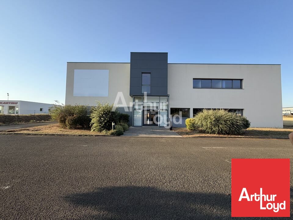 ARTHUR LOYD POITOU VENDEE LOCATION-BUREAUX-CHAURAY-79
