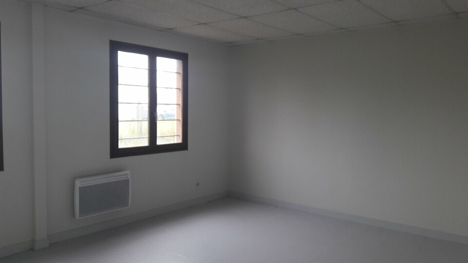 ARTHUR LOYD POITOU VENDEE LOCATION-BUREAUX-CHASSENEUIL-DU-POITOU-86