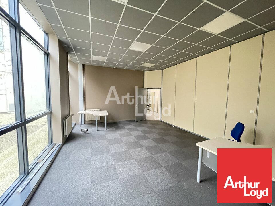 ARTHUR LOYD POITOU VENDEE LOCATION-BUREAUX-CHASSENEUIL_DU_POITOU-86