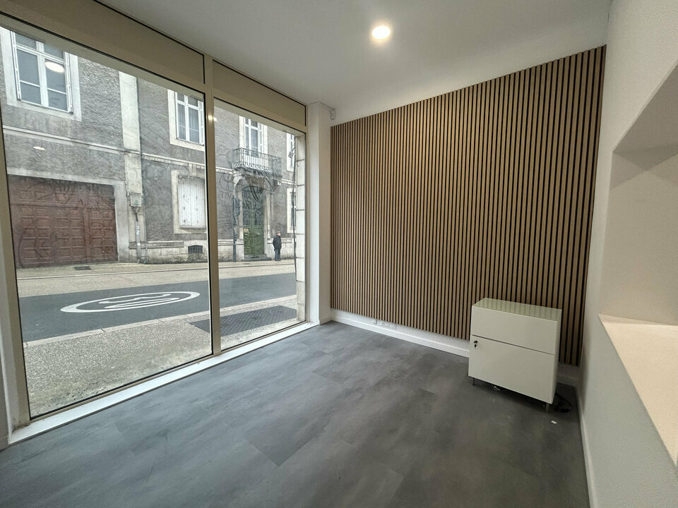 ARTHUR LOYD POITOU VENDEE LOCATION-LOCAL COMMERCIAL-POITIERS-86